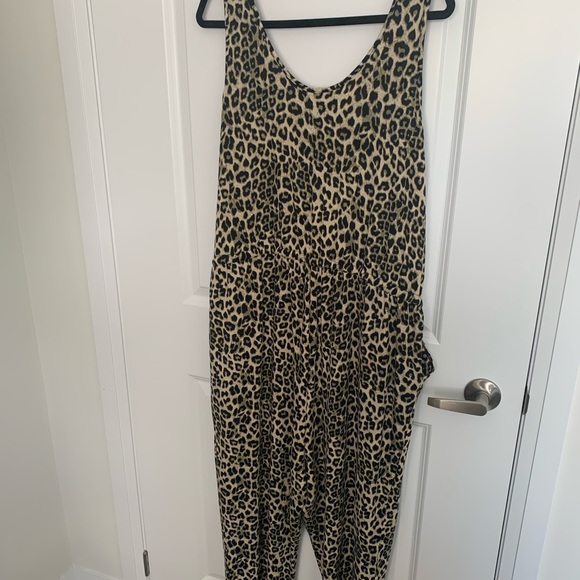 Torrid Leopard Sleep Jumpsuit - 3X - Picture 8 of 14
